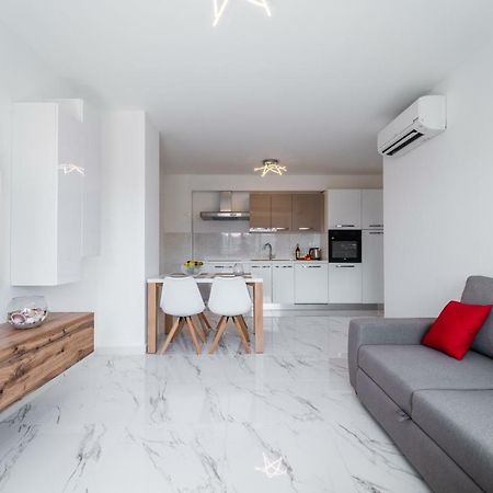 Apartment Maris Pula Zewnętrze zdjęcie