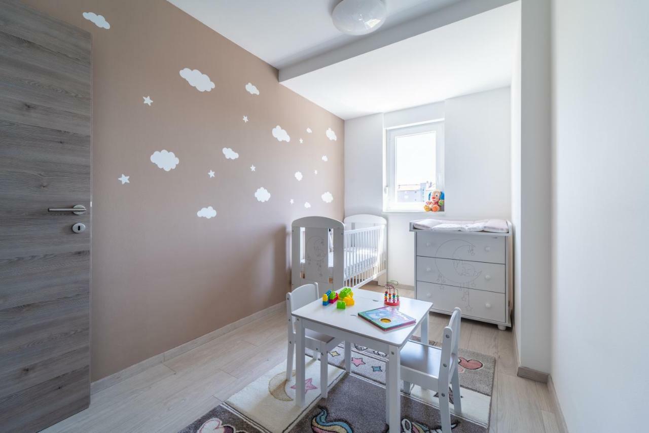 Apartment Maris Pula Zewnętrze zdjęcie