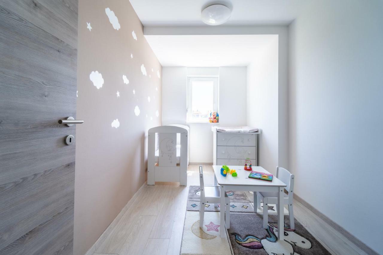 Apartment Maris Pula Zewnętrze zdjęcie